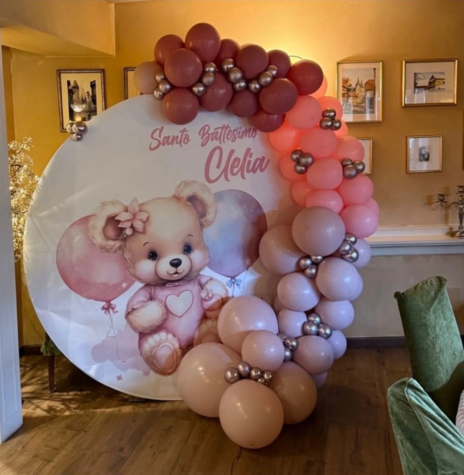 Pannello battesimo illustrato e palloncini rosa